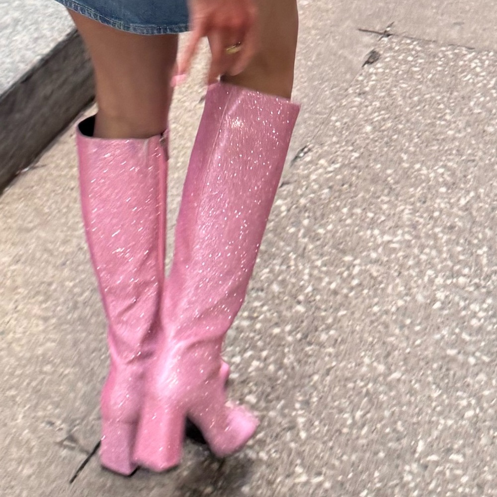 Pink Boots - Picture 3 of 3